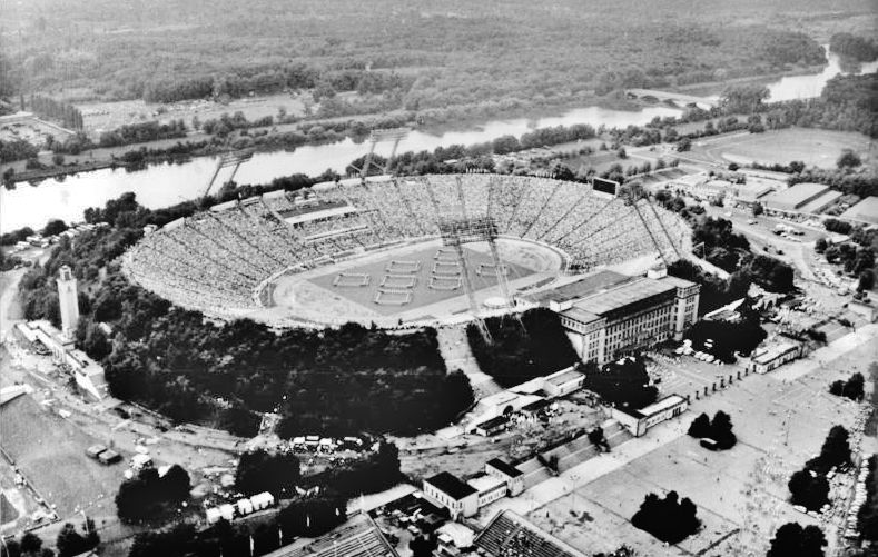 Red Bull Arena Leipzig: Sự Trỗi Dậy Từ Tro Tàn Của Zentralstadion