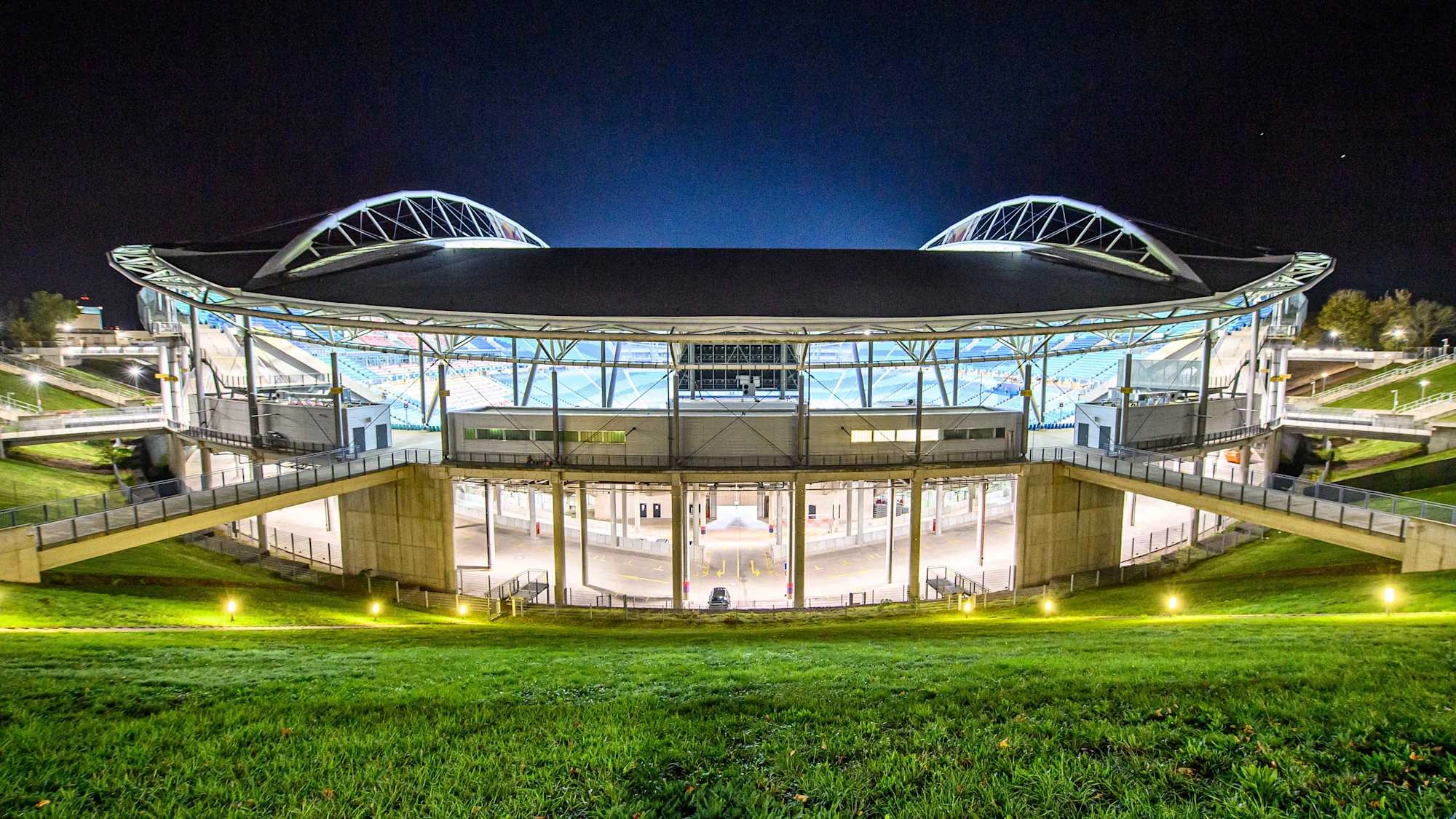 Red Bull Arena Leipzig: Sự Trỗi Dậy Từ Tro Tàn Của Zentralstadion