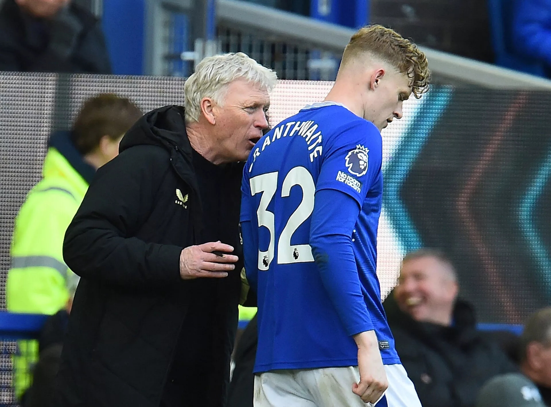 Everton ràng buộc trụ cột Jarrad Branthwaite đến năm 2030, mở ra kỷ nguyên mới