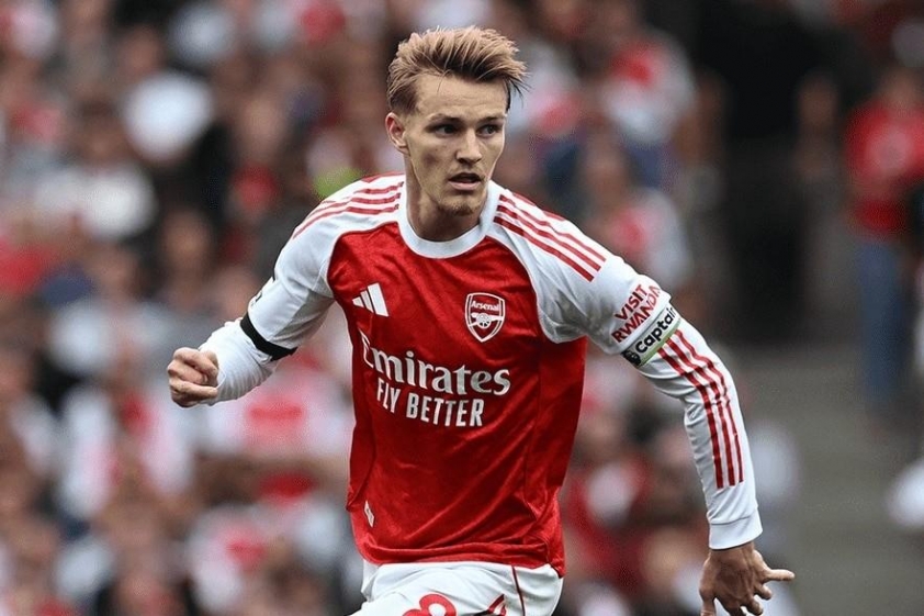 Đội trưởng Arsenal hồi phục