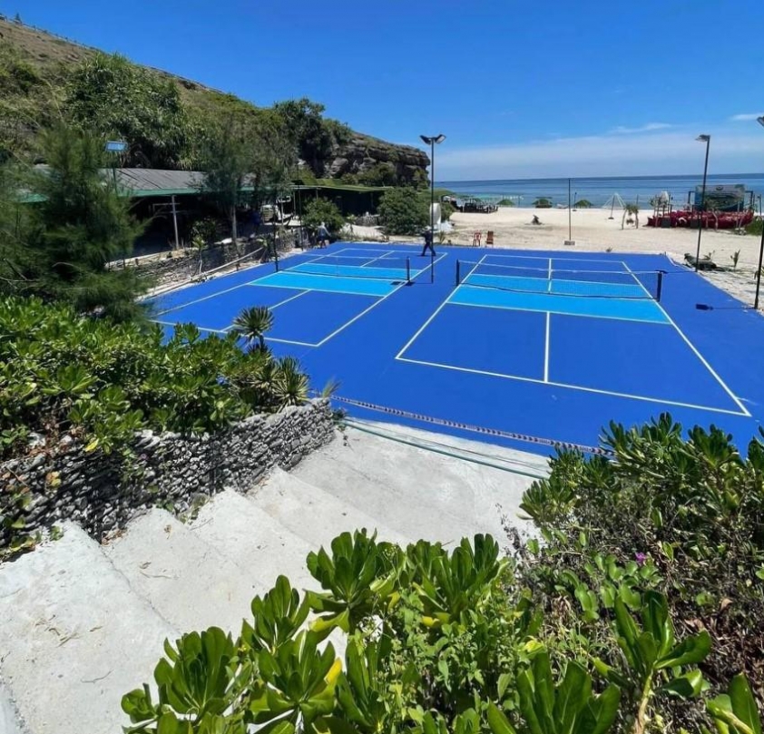 Hình ảnh người chơi Pickleball tại resort